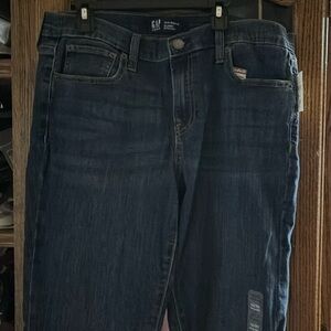 NWT Gap jeans straight leg size 12/31